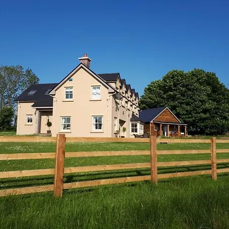 The Little House Gasthof Ballynacarrow (Sligo)